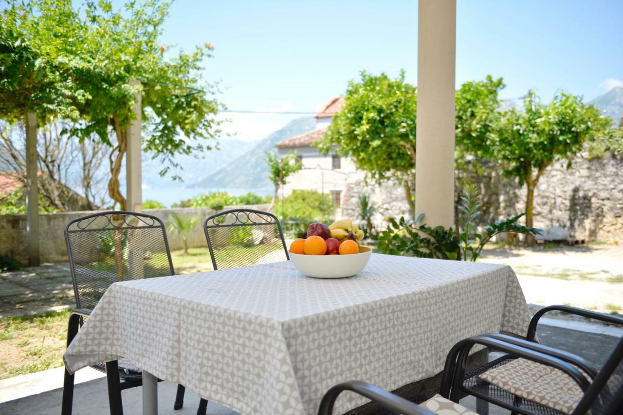 Apartments Kriva Ulica Kotor Buitenkant foto